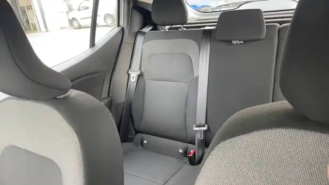 Dacia Sandero eco-g 100 — photo 8