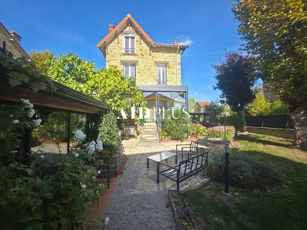 Maison 7 pièces 131 m²
