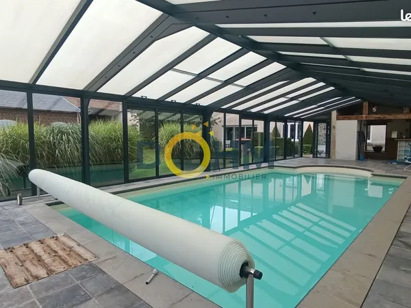 Propriété 7 pièces 225 m²