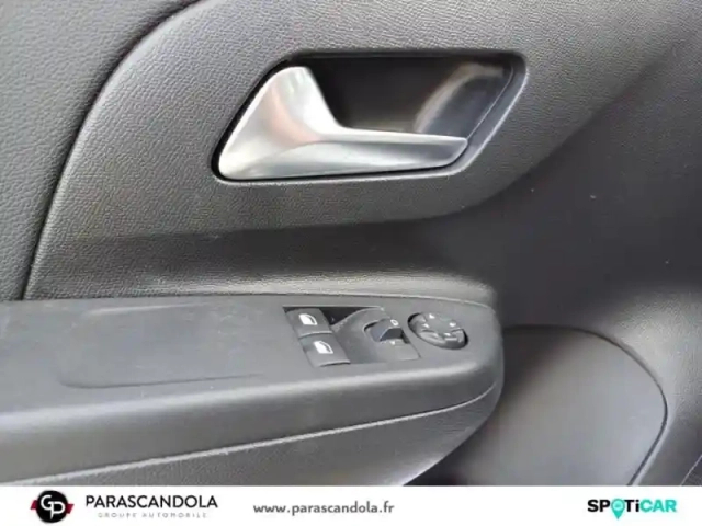 Opel Corsa 1.2 turbo 100ch elegance business — photo 11