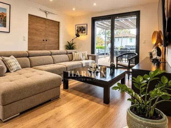 HARMON A VENDRE-SALIES-DE-BÉARN ,MAISON DE PLAIN-PIED RÉNOVÉE - JARDIN DE 1 100 M²