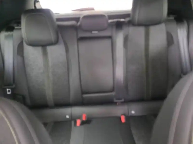 Peugeot 308 hybrid 145 e-dcs6 — photo 12