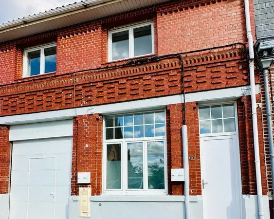 Loue maison entièrement rénovée 84m2 Merris proche Bailleul