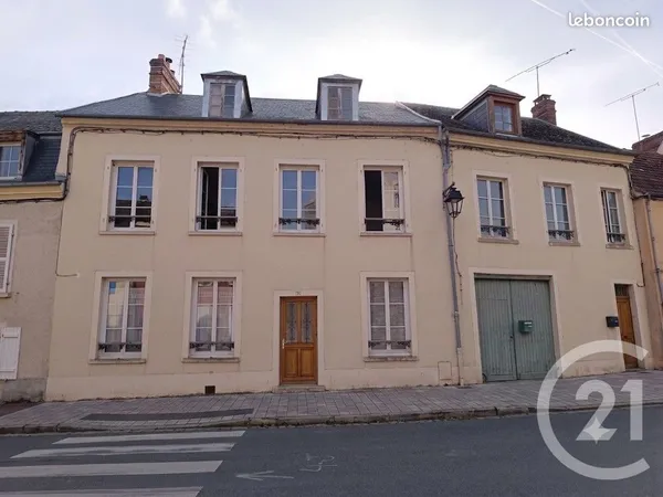 Maison 6 pièces 206 m²