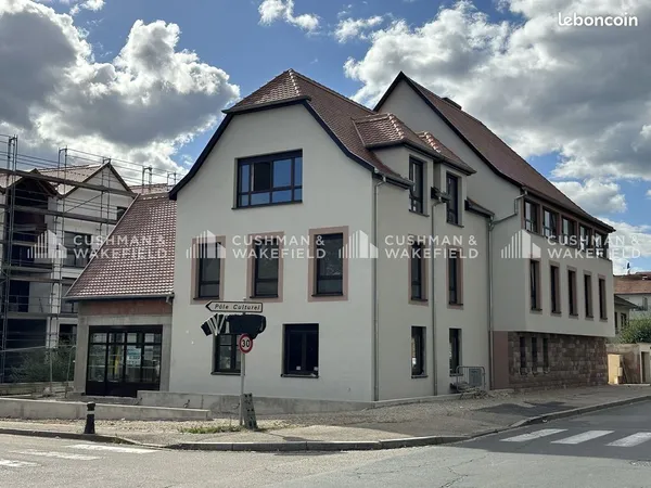 Bureaux 159 m²