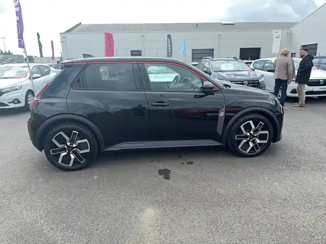 Renault 5 renault  e-tech electrique 120 ch autonomie urbaine — photo 17