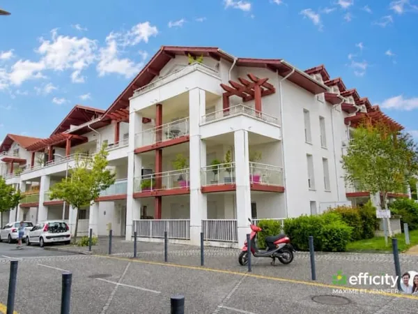 Parking 12 m²