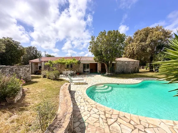 Maison 7 pièces 150 m²