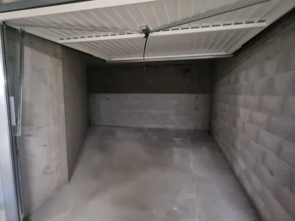 Parking 15 m²