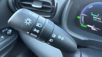 Toyota Yaris 116h Collection 5p MC24 — photo 22