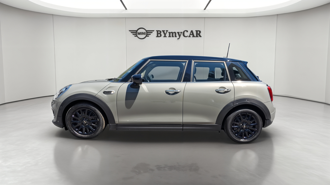 Mini Hatch 5 Portes Cooper 136 ch BVA7 — photo 2