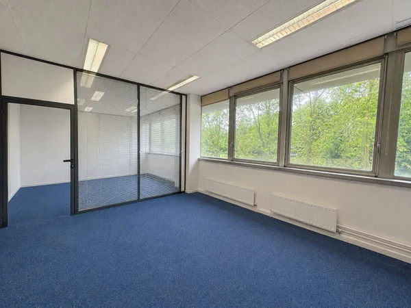 Bureaux 101 m²