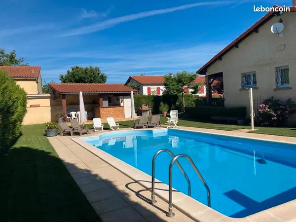 Villa 250 m2 piscine garage double