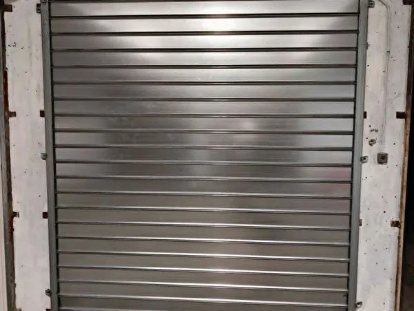 Garage fermé en sous-sol quartier Monplaisir