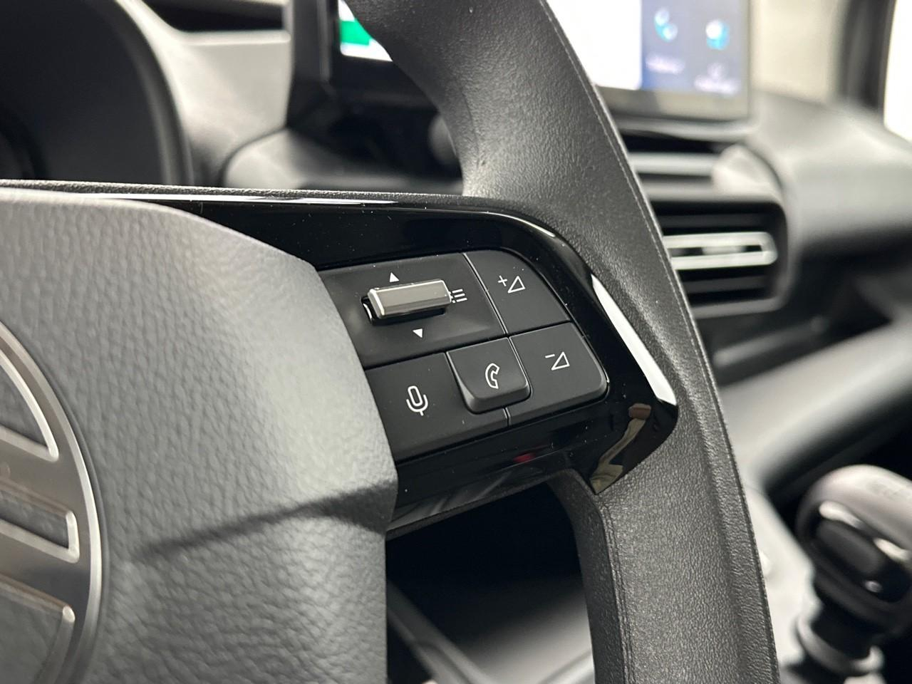 Citroën Berlingo van m diesel 100 ch manuelle — photo 18
