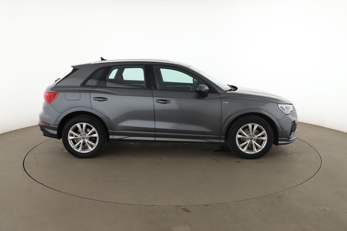 Audi Q3 35 TDI S Line Quattro — photo 6
