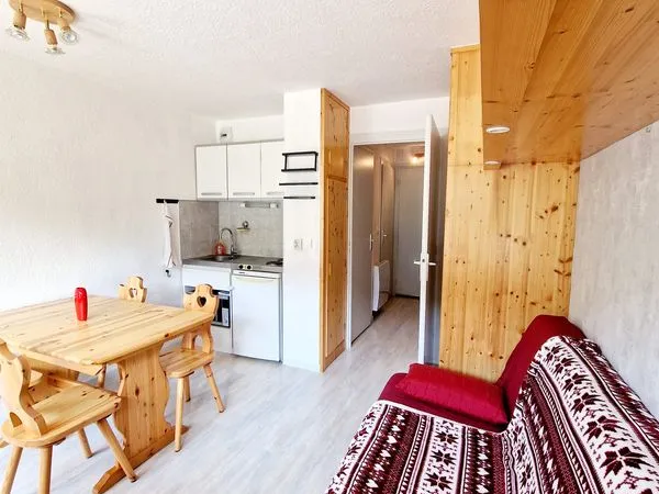Studio avec grande terrasse, cave et casier à skis - villard-de-lans - 74 000