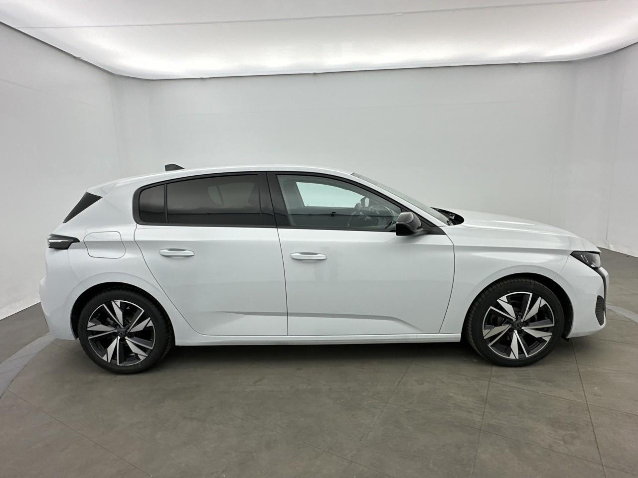 Peugeot 308 puretech 130ch s&s bvm6 allure — photo 4