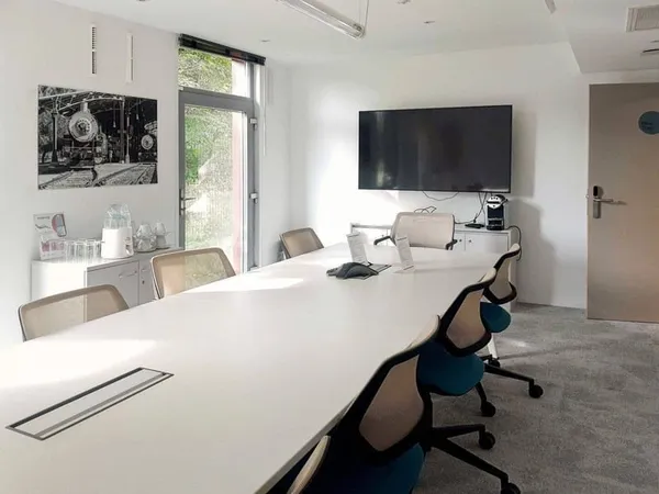 Bureau 45 m²