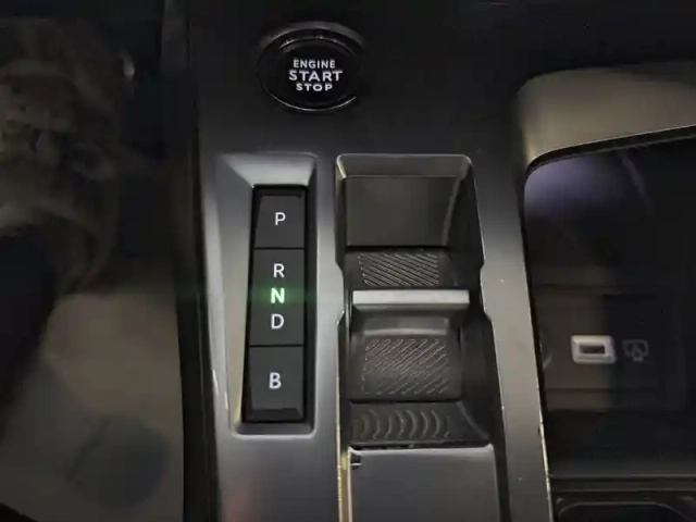 Peugeot 408 phev 225 e-eat8 — photo 30