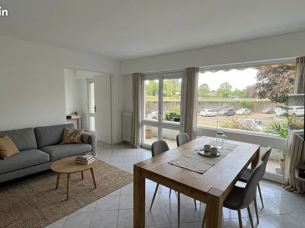 T4 de 78 m² / Colocation acceptée