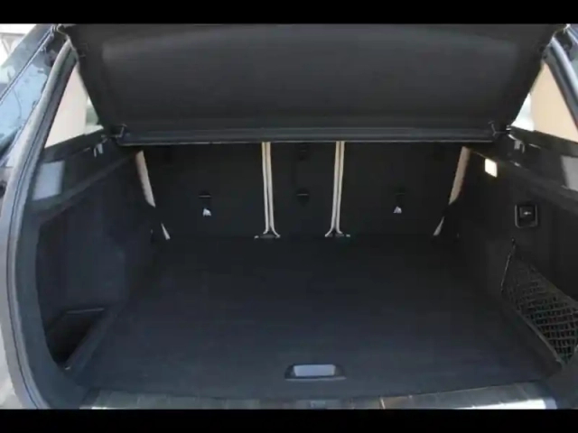 Bmw X1 sdrive18da 150ch xline euro6c — photo 12