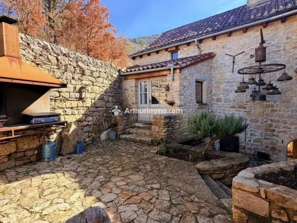 Maison de Charme à l'entrée des Gorges du Tarn,