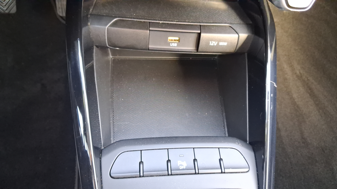 KIA Rio 1.0 T-GDi 100 ch BVM6 — photo 32