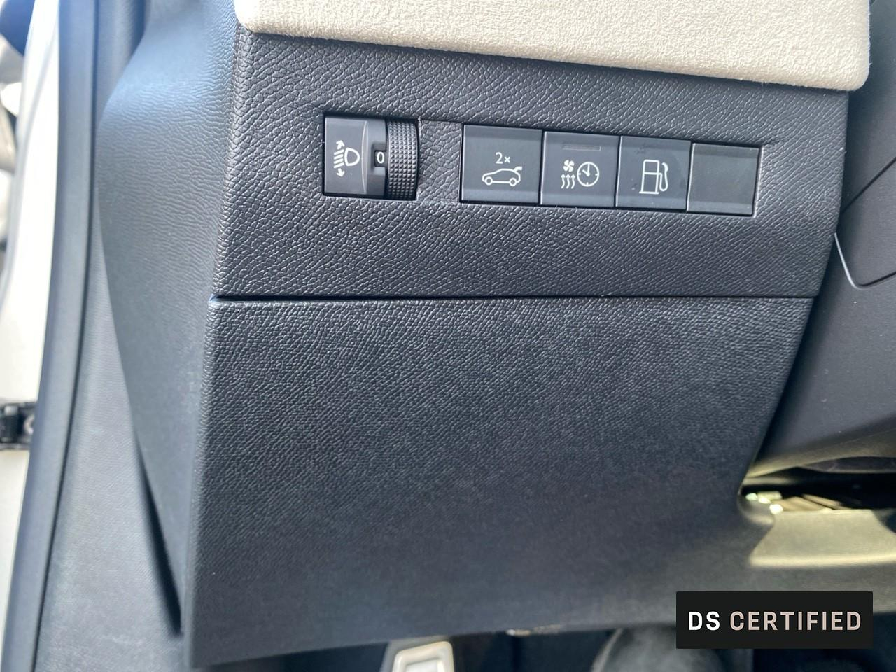 Ds Ds N°4 dsn4 plug-in hybrid 225ch jules verne — photo 19