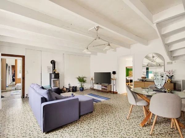 À deux pas du centre de Tréméloir - Maison en pierre de 125 m² à fort potentiel