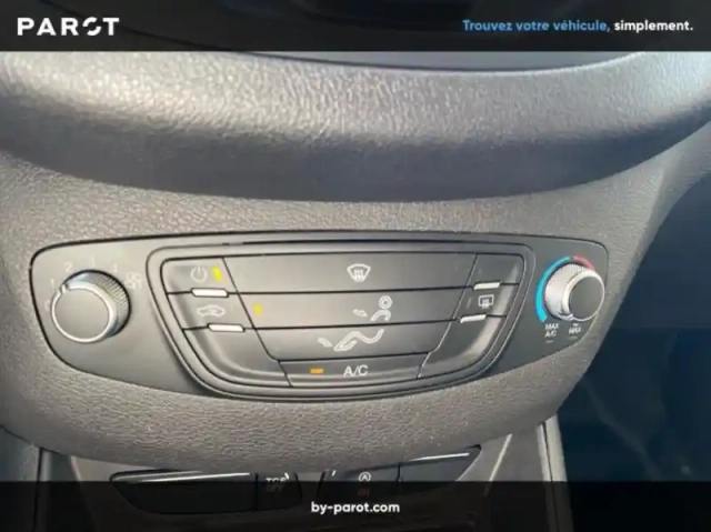 Ford Transit Courier fourgonnette 1.0e 100ch stop&amp;start trend — photo 5