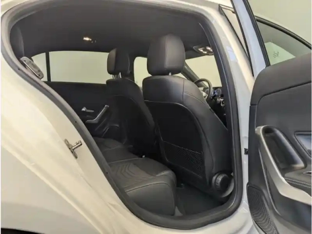 Mercedes Classe A 180 d progressive line — photo 21