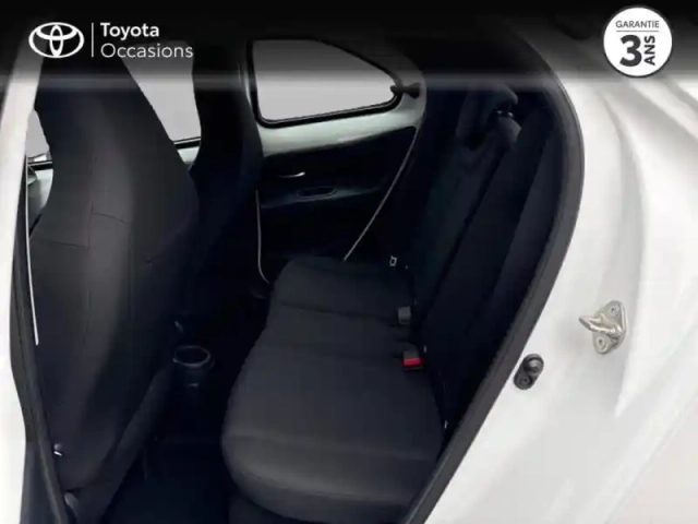 Toyota Aygo x 1.0 vvt-i 72ch dynamic my23 — photo 12