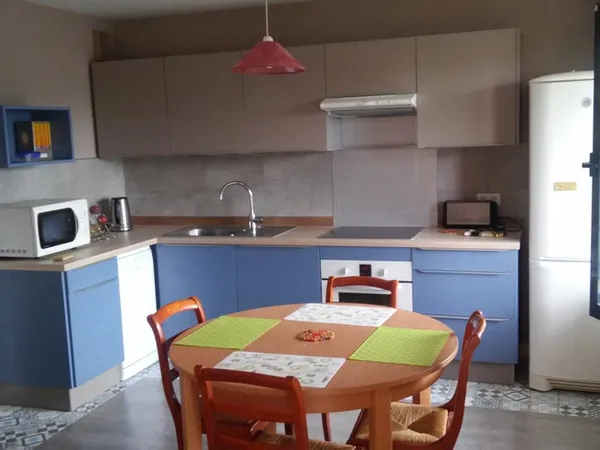 Location meublé 3 pièces à Laval