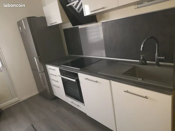APPARTEMENT T3 - 71 m² - REIMS/CHATILLONS