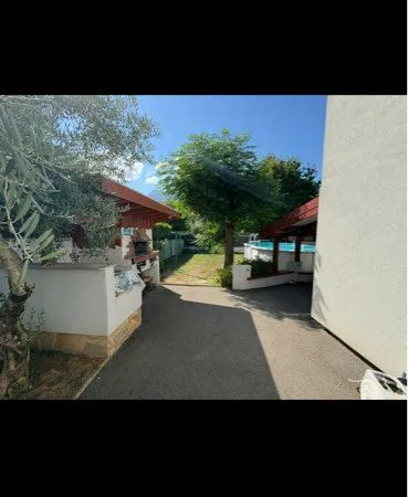 Maison, cinq pièces 87 m²