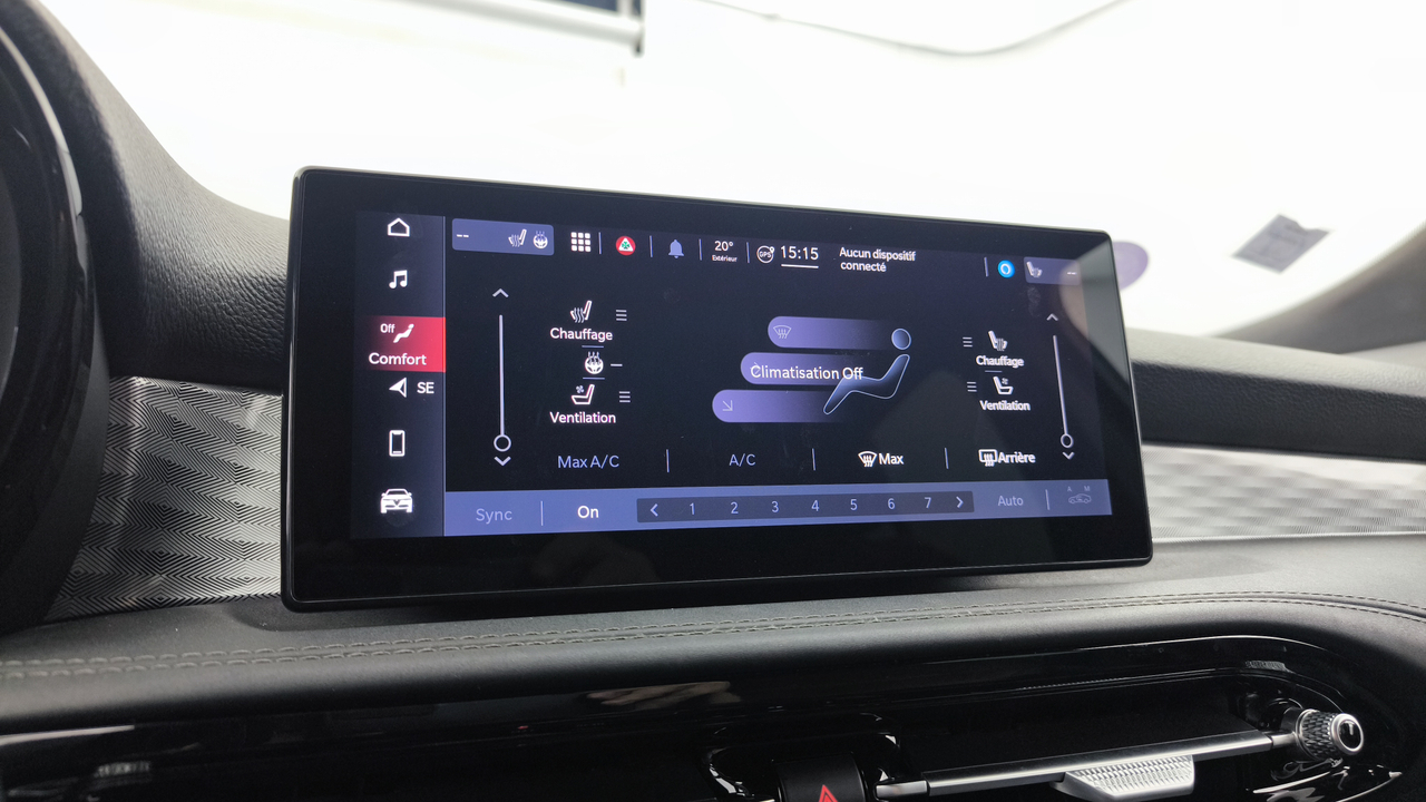 Alfa Romeo Tonale 1.5 Hybrid 130 ch TCT7 — photo 32
