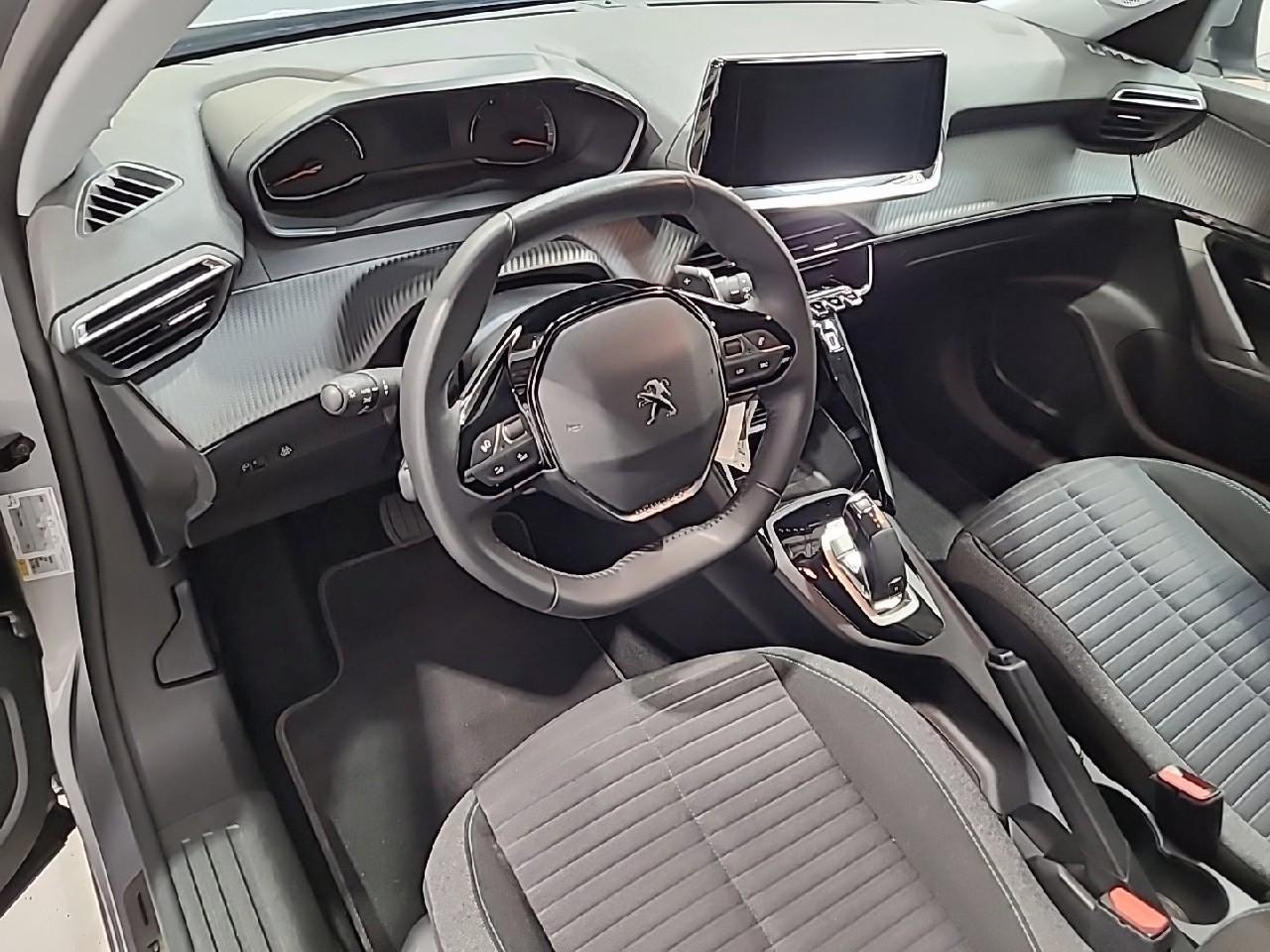 Peugeot 2008 puretech 130 s&s eat8 style — photo 9