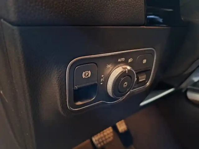 Mercedes Gla 250 e — photo 15