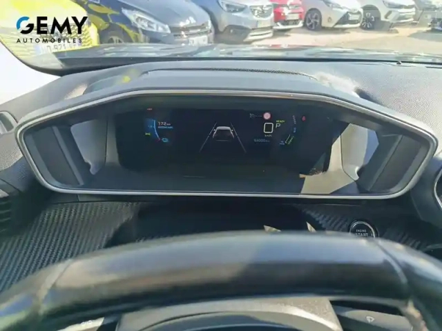 Peugeot 2008 moteur électrique 136 ch — photo 15