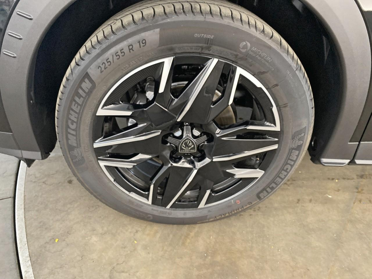 Peugeot 3008 hybrid 145 e-dcs6 allure — photo 11