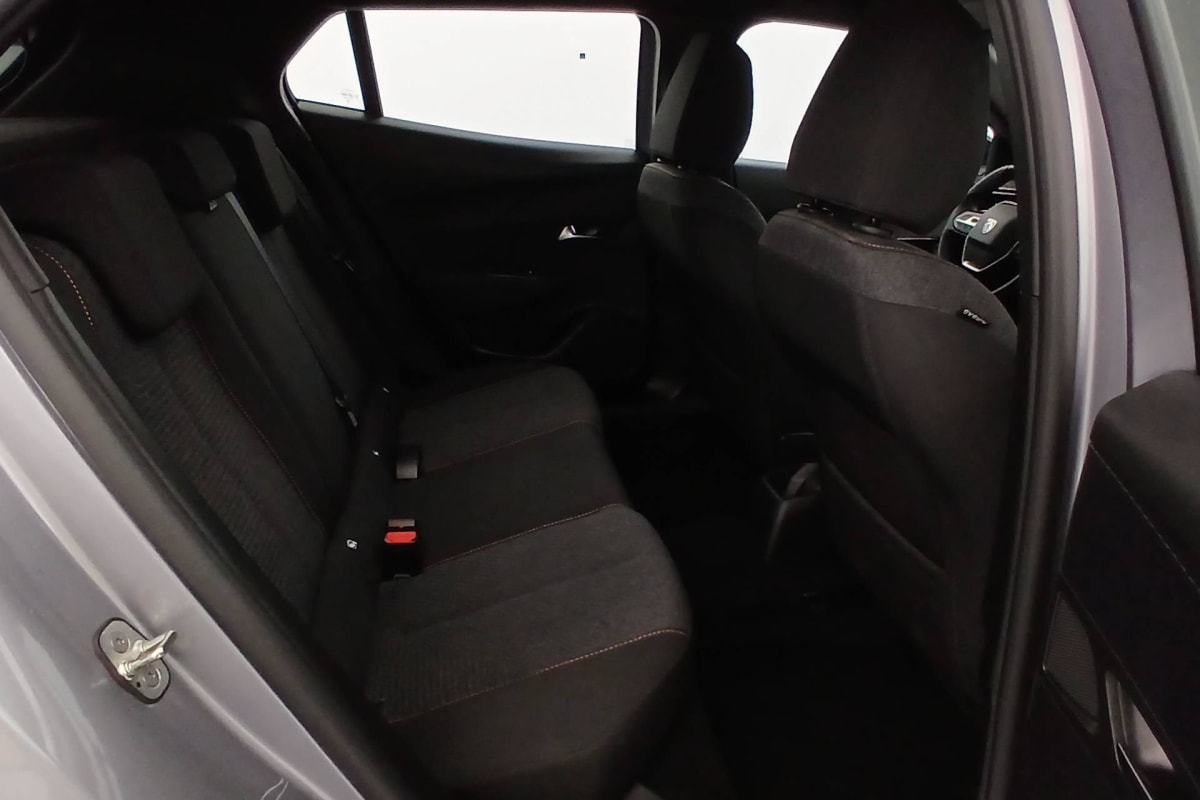 Peugeot 2008 — photo 10