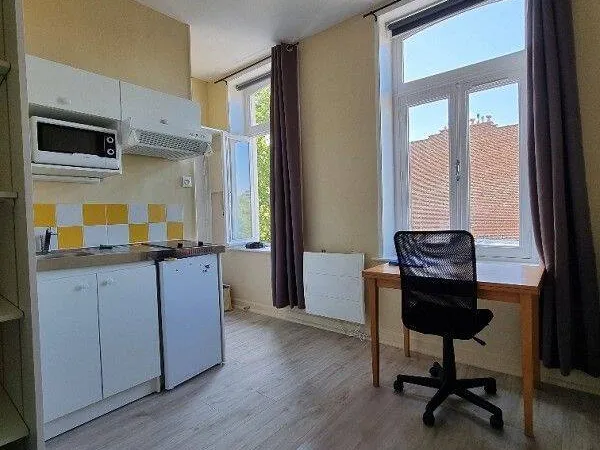 Studio 1 pièce 13 m²