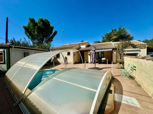 Maison de plain-pied 5 pièces 75 m²