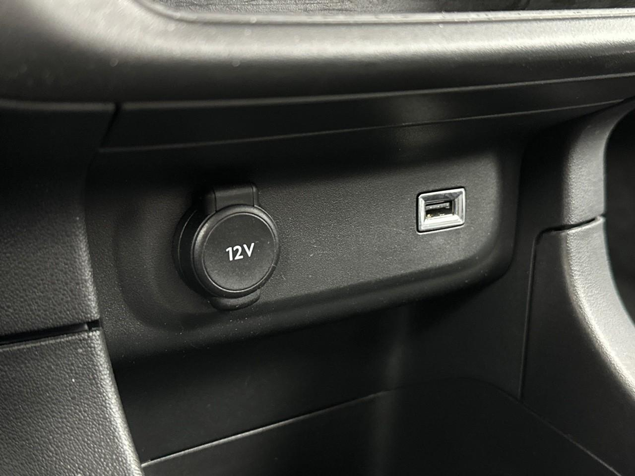 Citroën C3 puretech 110 s&s bvm6 shine pack — photo 26