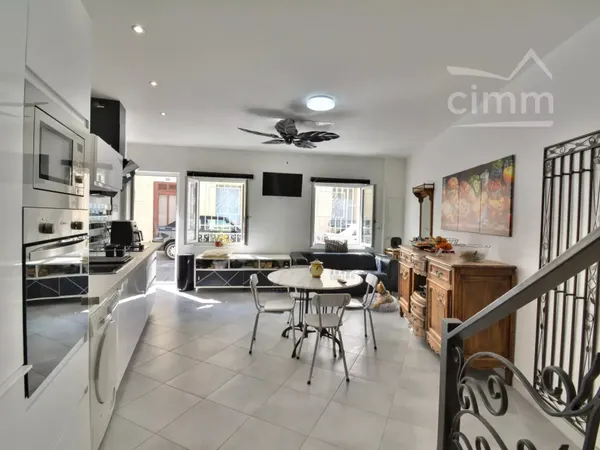 A VENDRE - BELLE MAISON DE VILLAGE RENOVEE - 4 PIECES - PALAU DEL VIDRE - 66690 - PYRENEES ORIENTALE