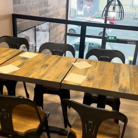 ⚠️ OPPORTUNITÉ RARE - Local Restauration 100m² TOUT ÉQUIPÉ avec Grosse Extraction - Loyer exceptionn