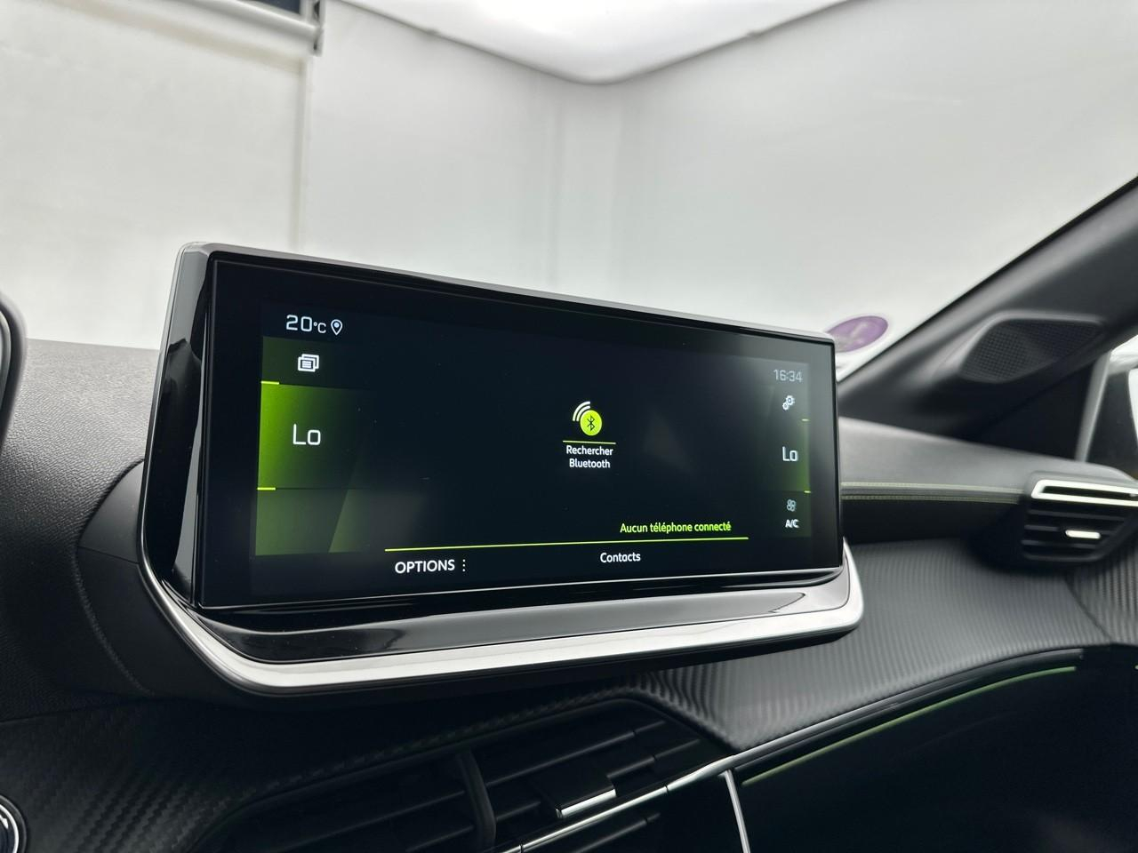 Peugeot 208 puretech 100 s&s bvm6 gt pack — photo 24