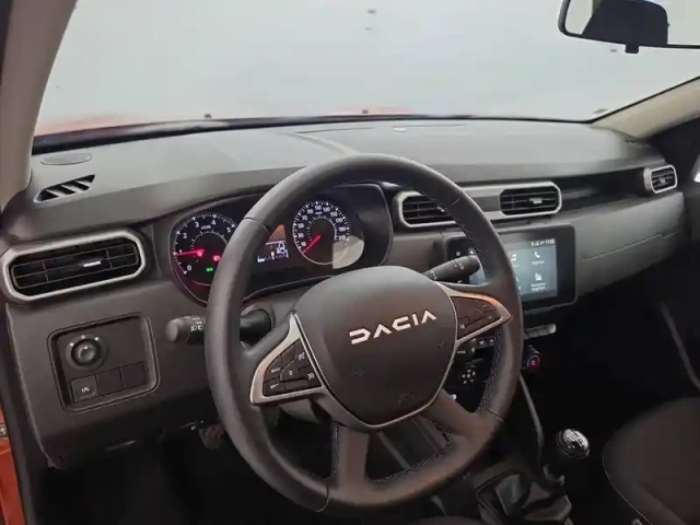 Dacia Duster eco-g 100 4x2 — photo 184