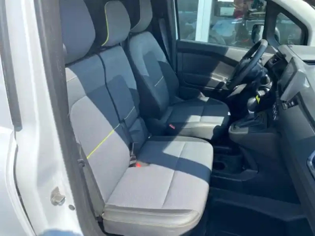 Renault Kangoo Van fourgonnette l1 1.5 blue dci 115ch sésame advance auto -25 — photo 20